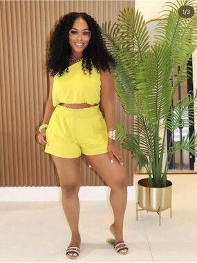 Lime Elastic-Waist Women’s Short Set- Casual Summer Style